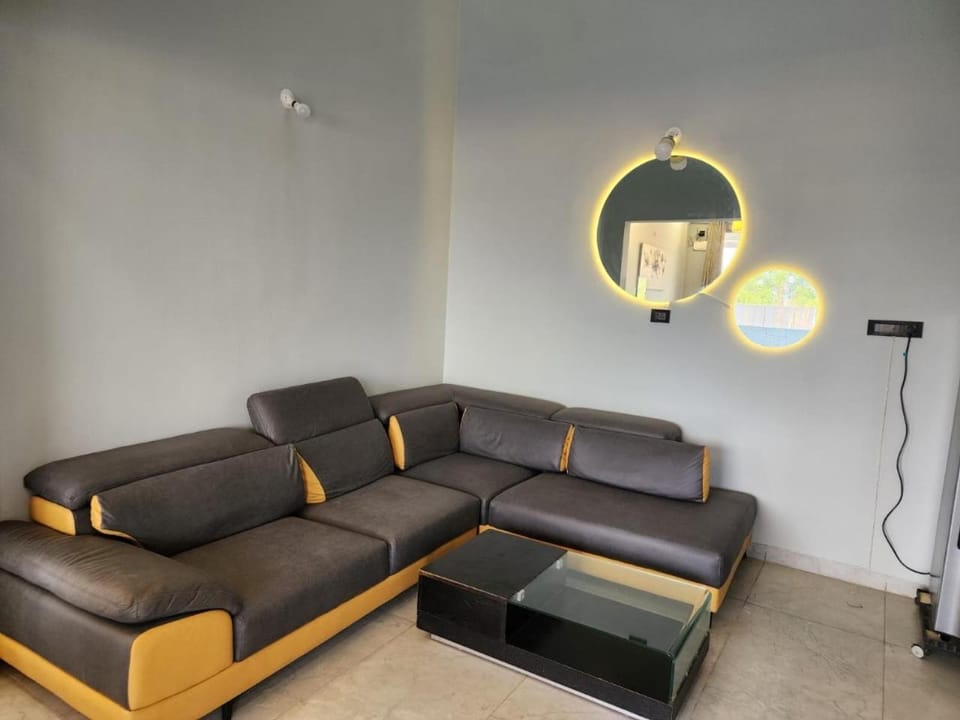Communal lounge/ TV room, TV and multimedia, Living room