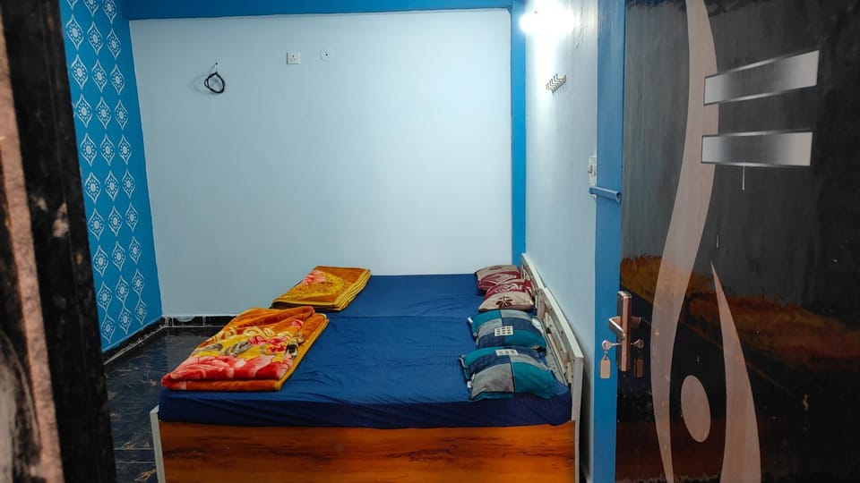 Shree Kundkeswar Home Stay Ujjain Near By Mahakal Mandir Vacation rental in India