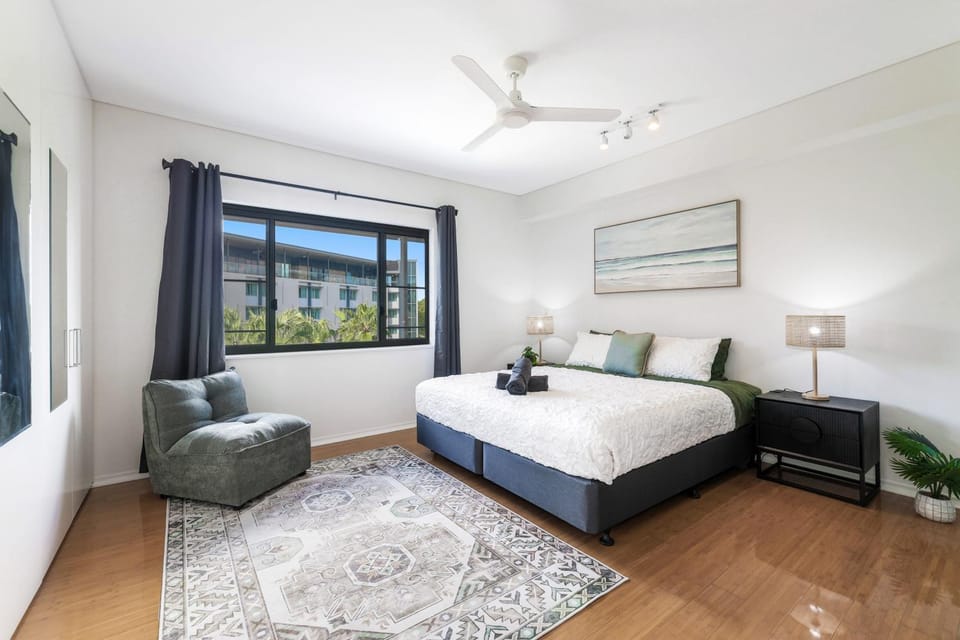 Waterfront Palms Suite 3 Bed, Central Location Apartment in Darwin