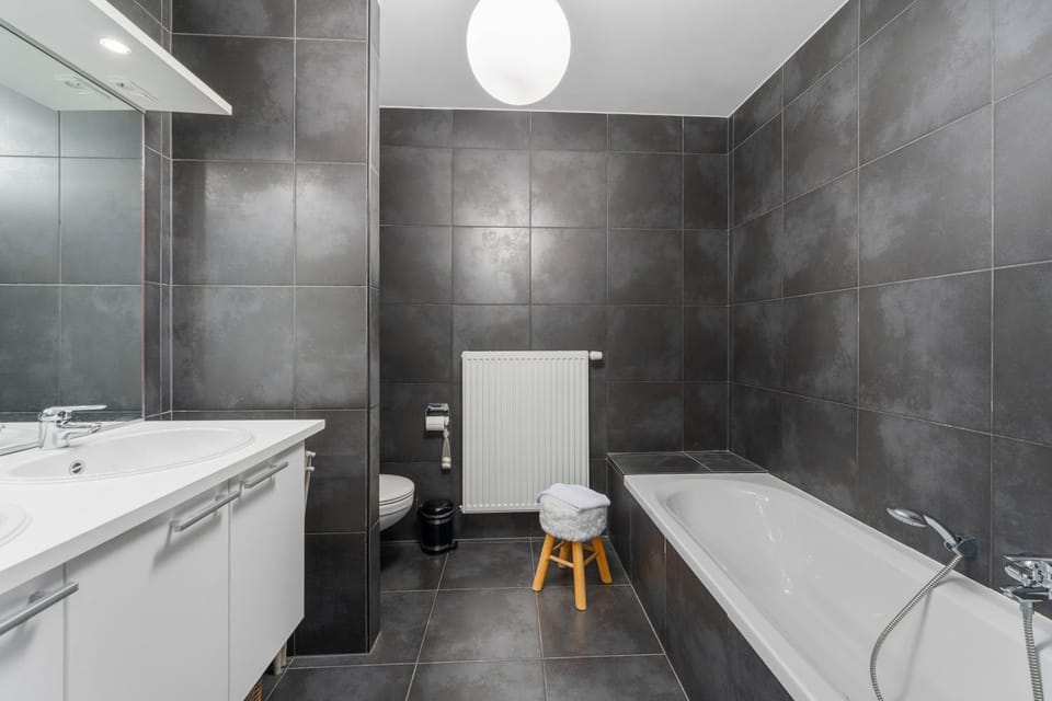 Toilet, Bathroom, Bath