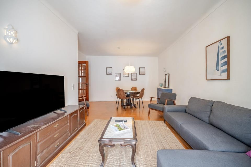 Communal lounge/ TV room, Living room