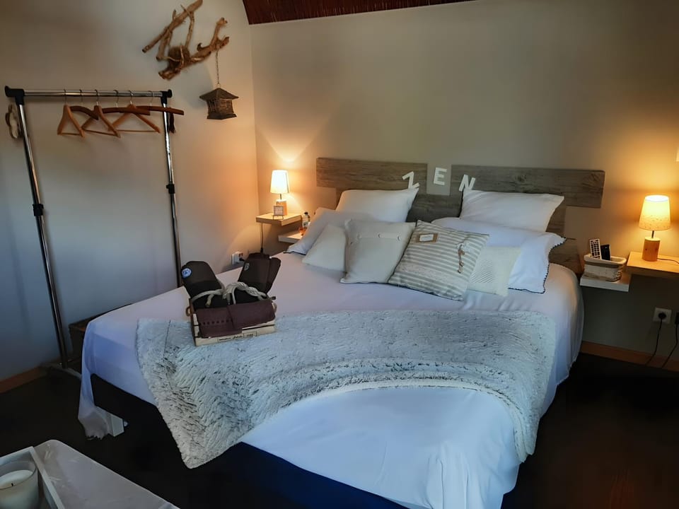 Living room, Bedroom