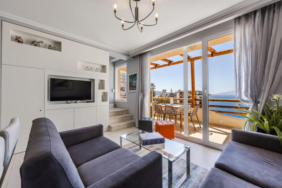 Serenity by the Sea Duplex Bougainville Resort by PikHost Apartment in Sarandë