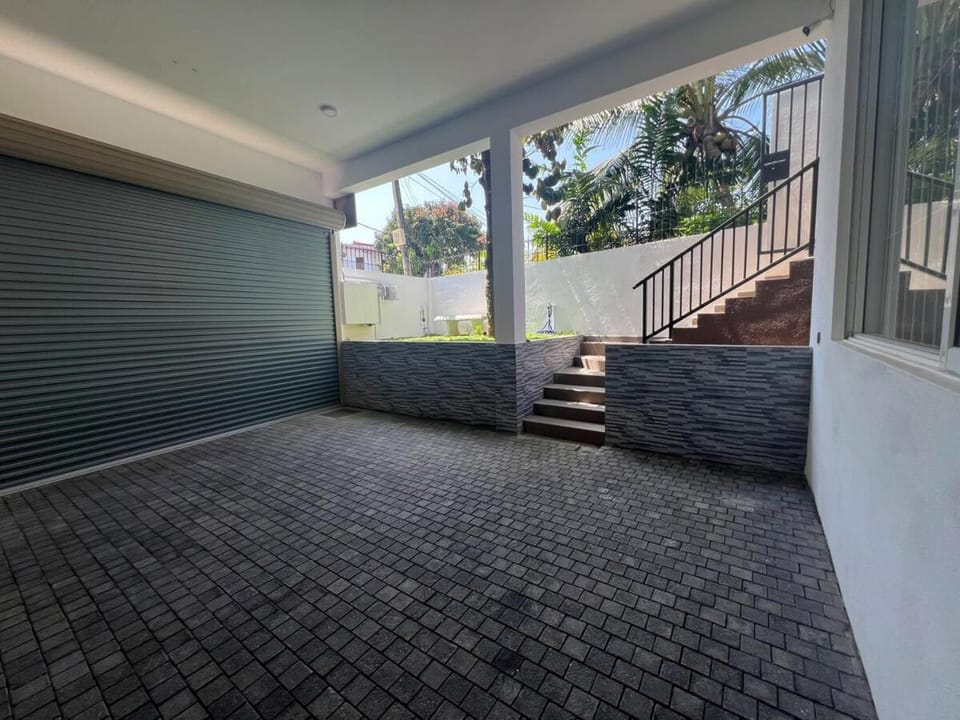 Luxe Mini-Suite Maharagama Apartment in Western Province