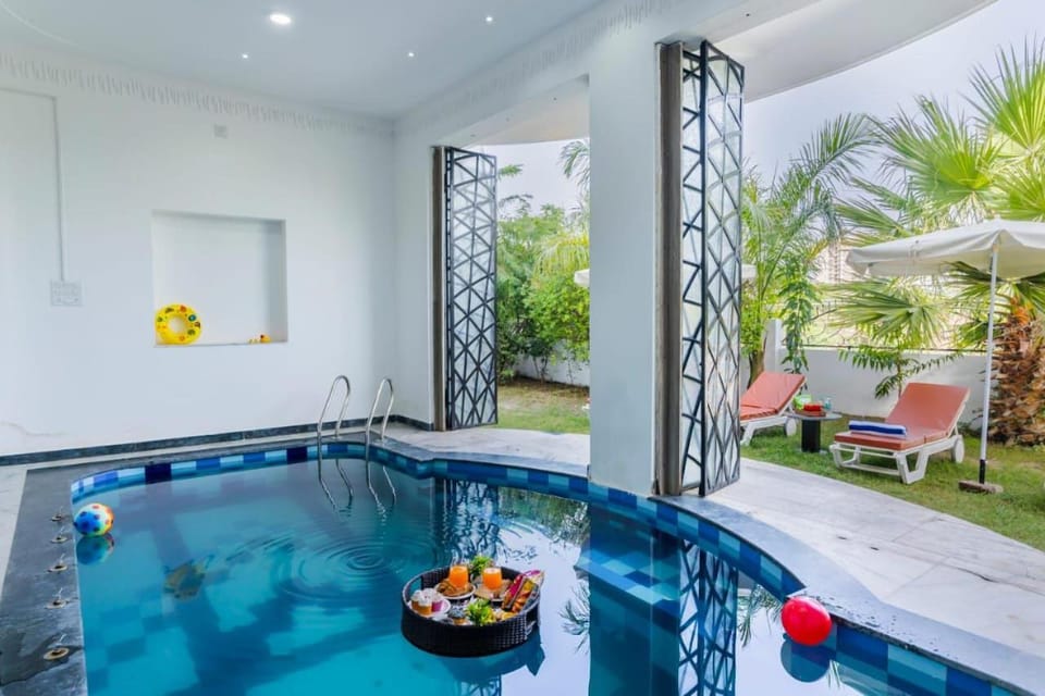 Garden, Swimming pool