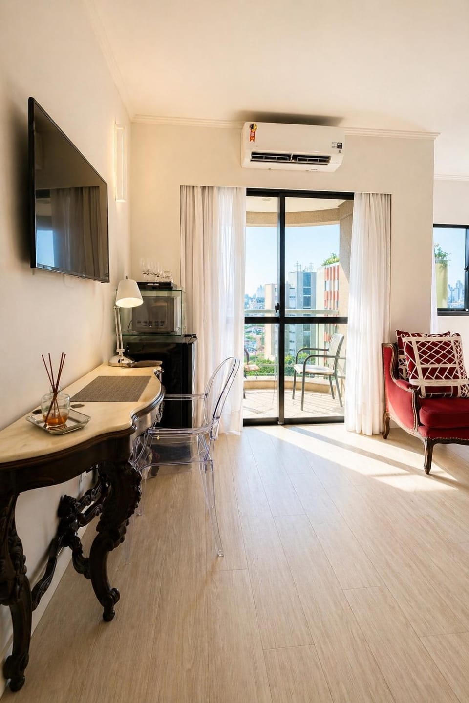 Quarto no Clarion Hotel 5 estrelas Itaim Conforto Apartment in Sao Paulo City
