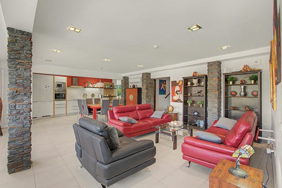 Parralito Garden Oasis Villa in Comarca Sur
