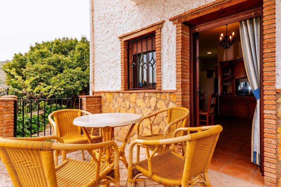 Balcony/Terrace, Garden view