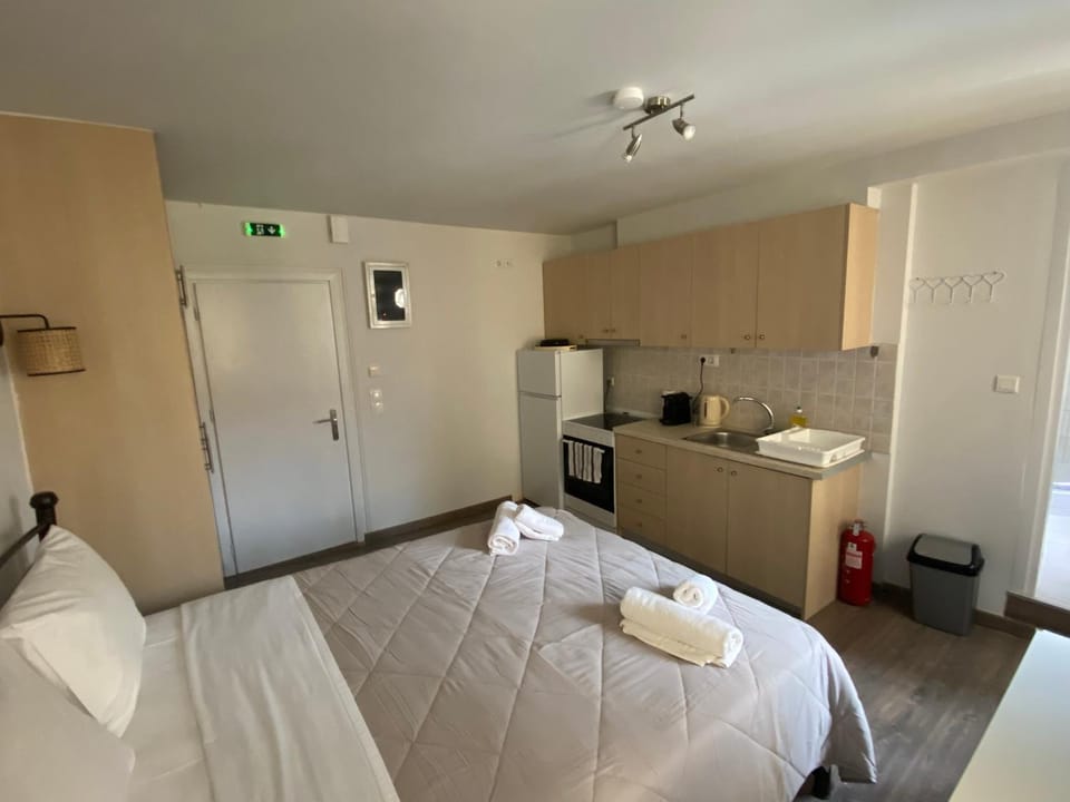 Petite Corfiot Nest Apartment in Corfu