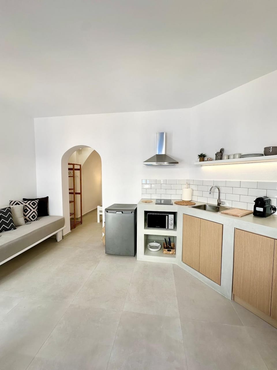 Kitchen or kitchenette, stove, toaster