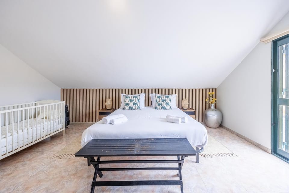 Paul Sun Scape - Seaside Ocean by Golden Rise Properties Apartment in Madeira District
