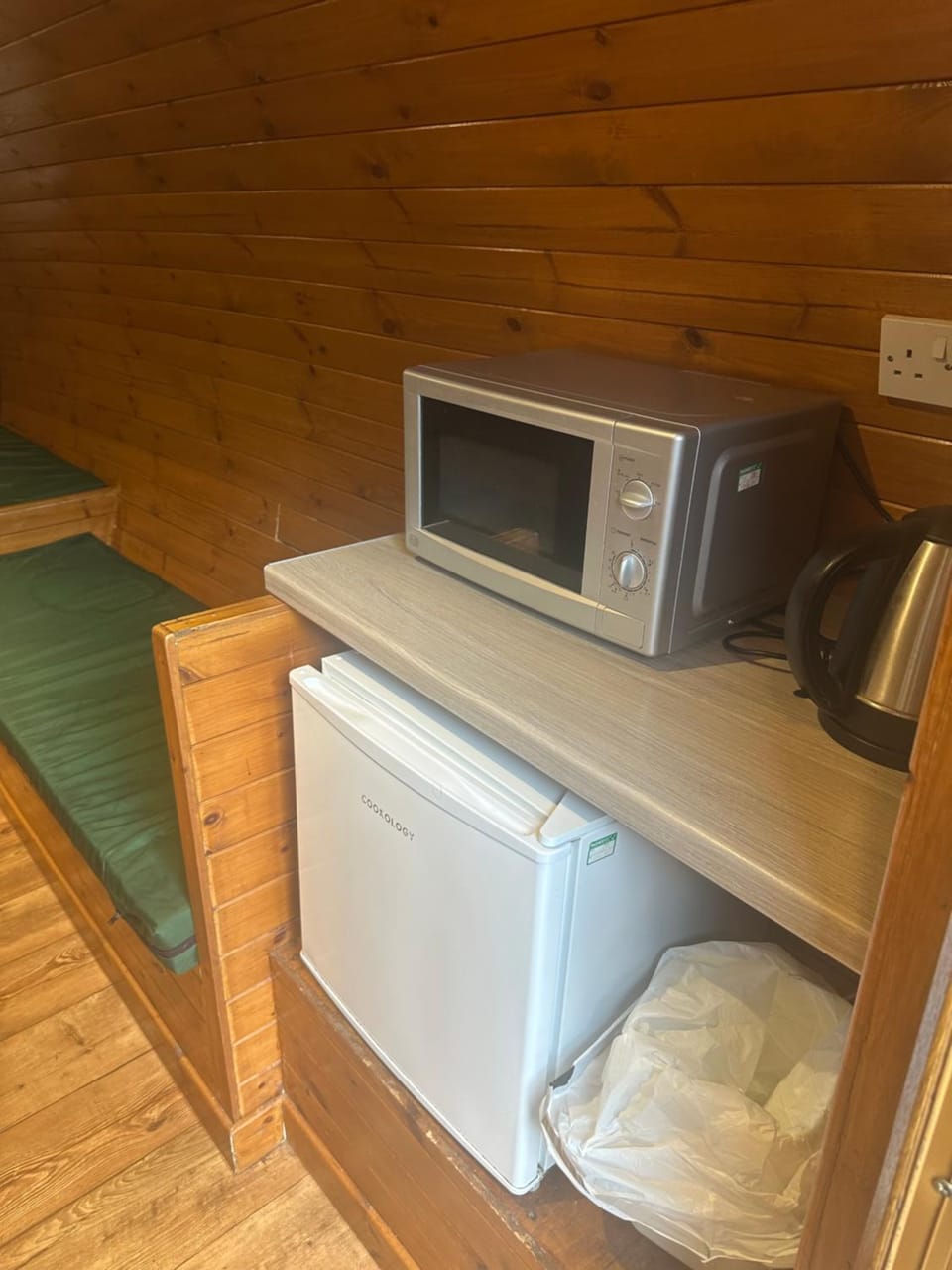 By The Way Campsite, Hobbit Hut 1 Campground/ 
RV Resort in Tyndrum