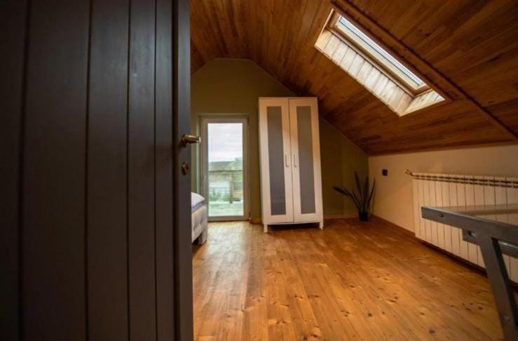 Bedroom, wardrobe