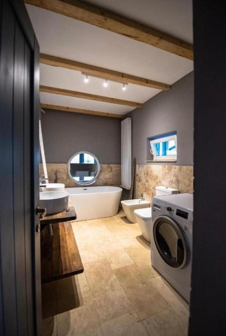 Toilet, Bathroom, washing machine