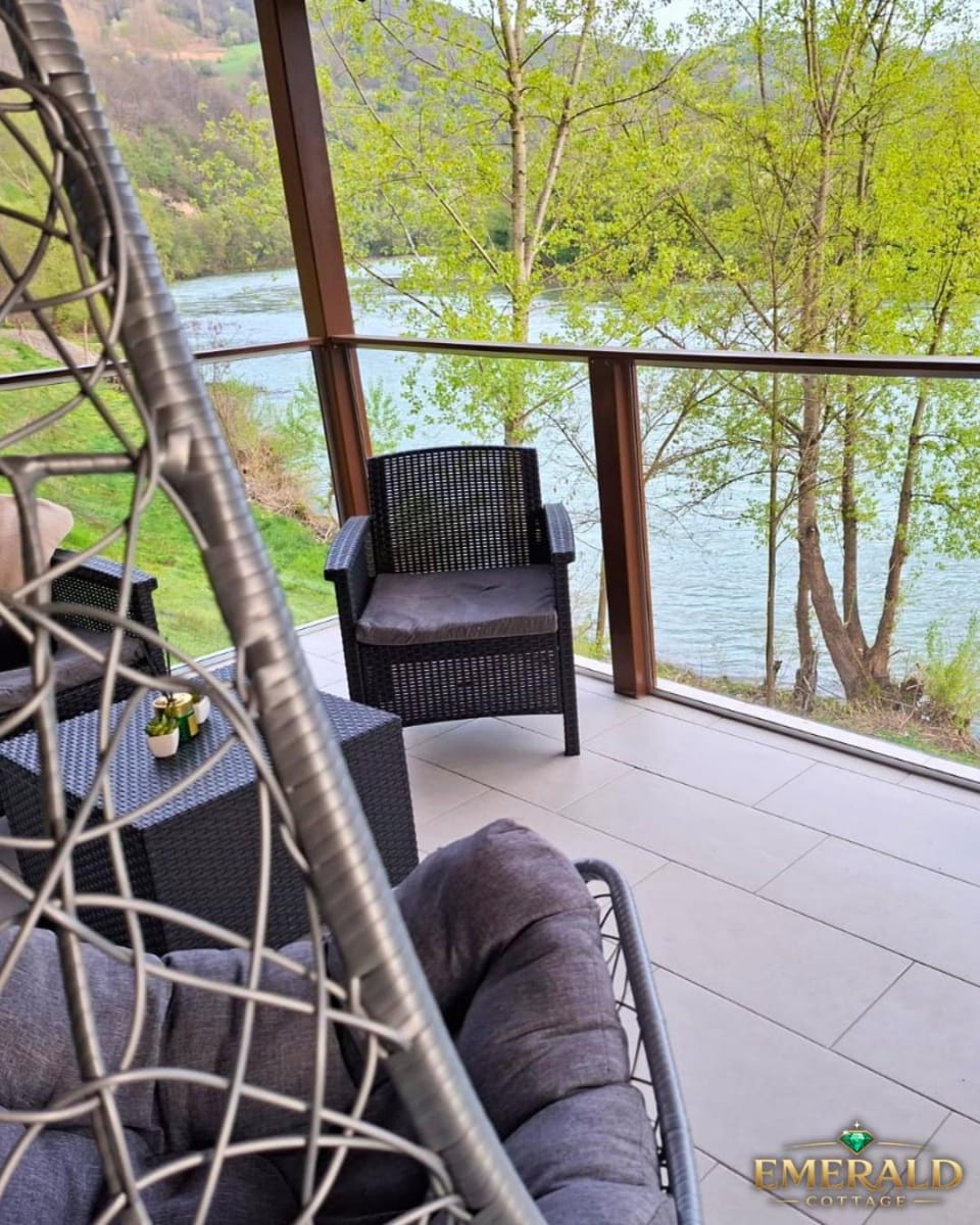 Balcony/Terrace, River view