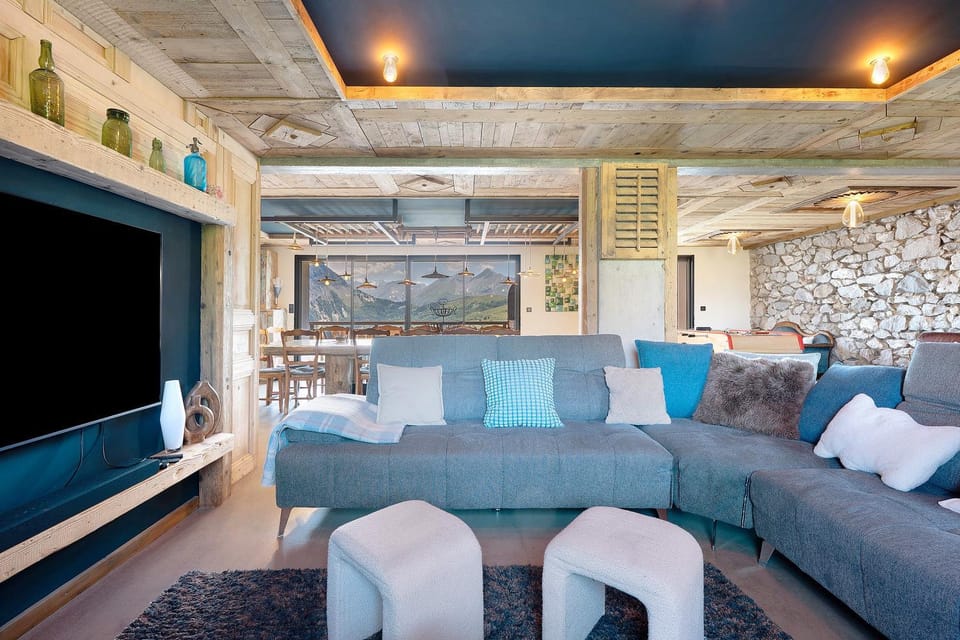 Property building, Living room