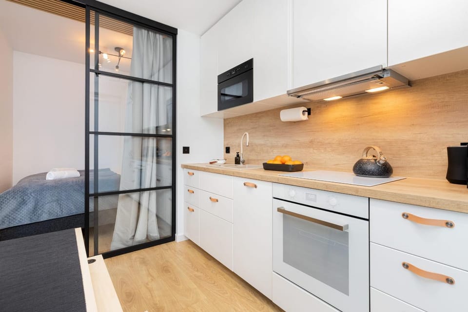 TV and multimedia, Kitchen or kitchenette, stove