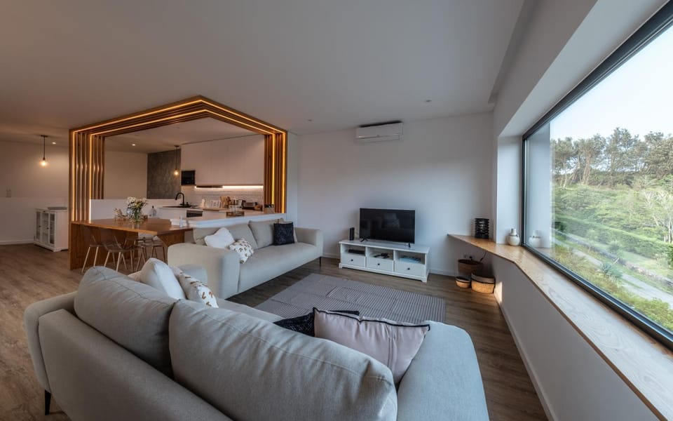 Communal lounge/ TV room, Living room