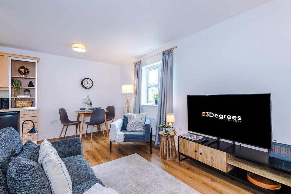 Communal lounge/ TV room, TV and multimedia, Living room, Seating area