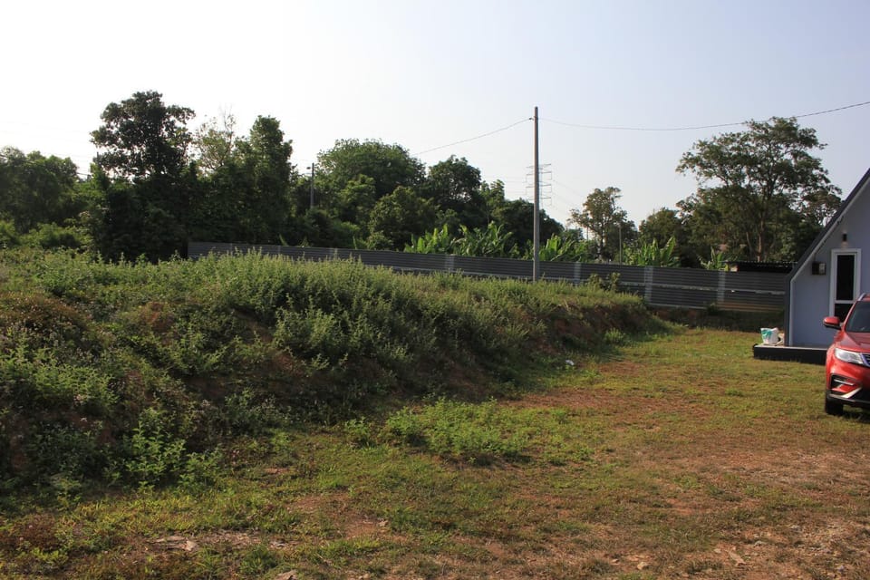 Neighbourhood, Natural landscape