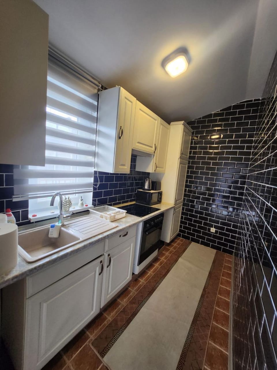 Kitchen or kitchenette, kitchen, kitchen