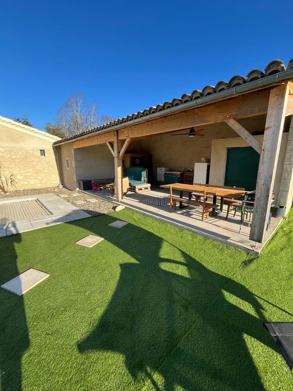 Patio, Dining area