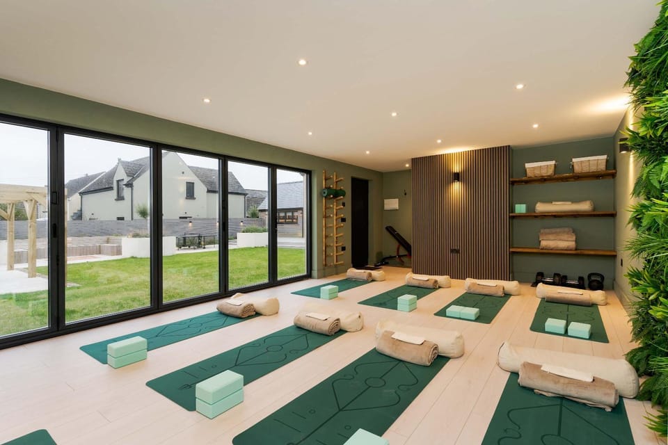 Spacious Countryside Home & Yoga Studio House in Marloes and St. Brides