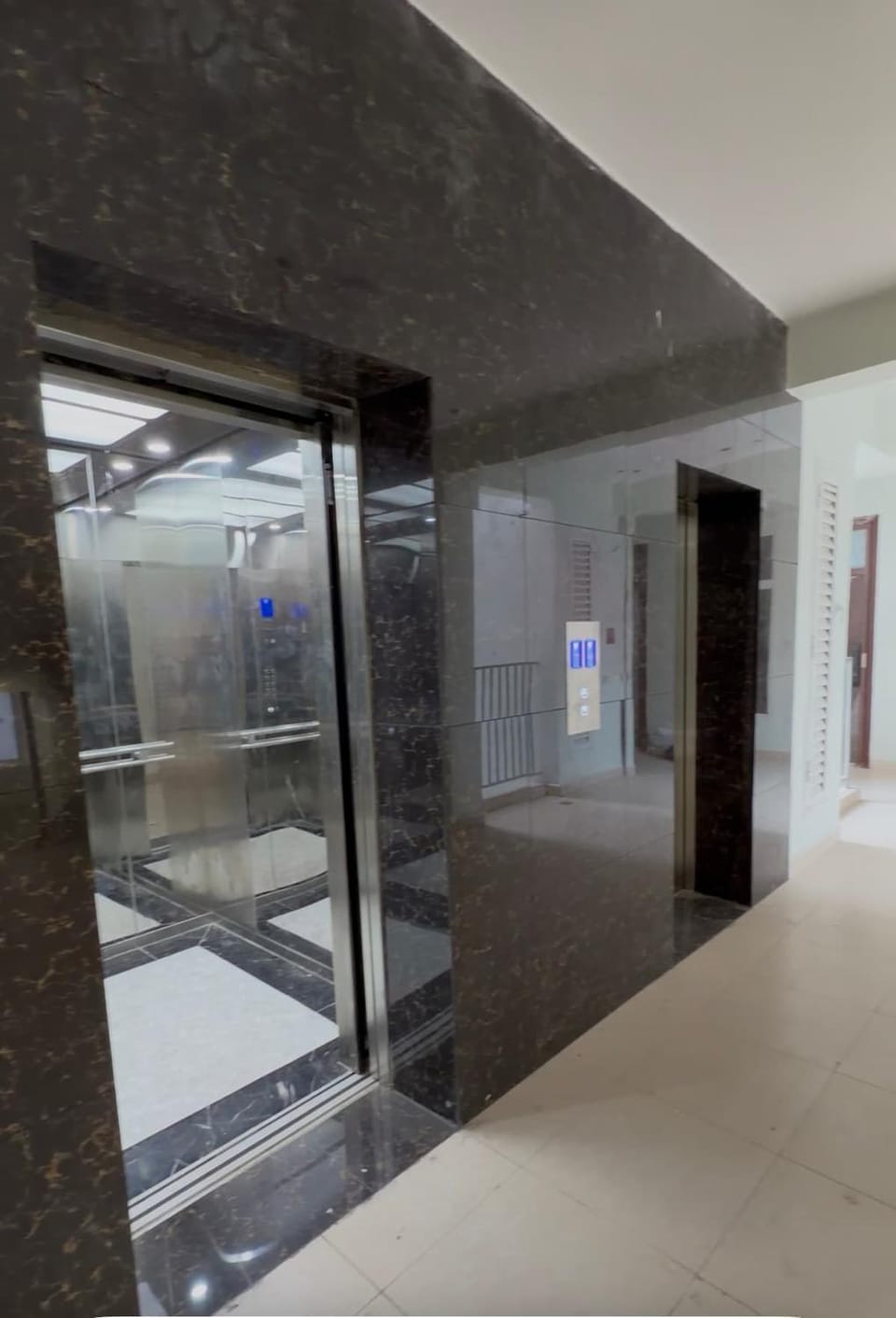 2BR Beach View Apt, Kawe roundabout, Mikocheni road, Dar Es Salaam Apartment in City of Dar es Salaam