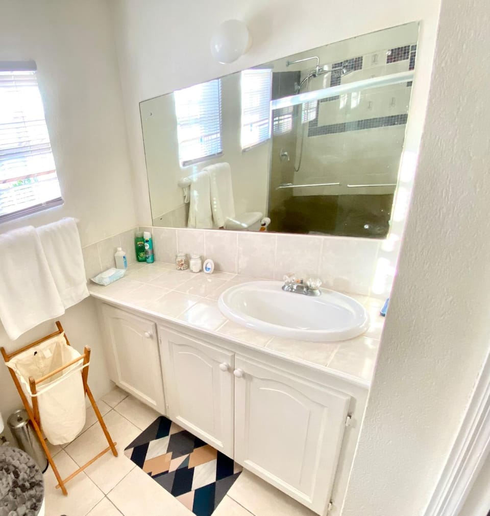 Cool stay 1 Apartment in Christ Church