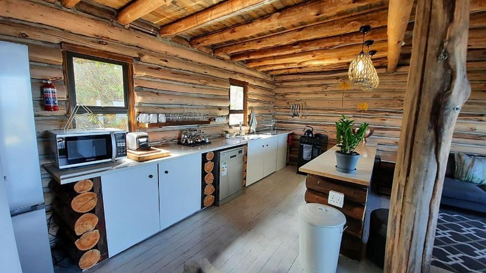 Bayview Loghome House in Port Elizabeth