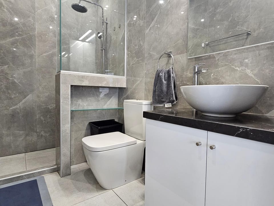Shower, Toilet, Bathroom
