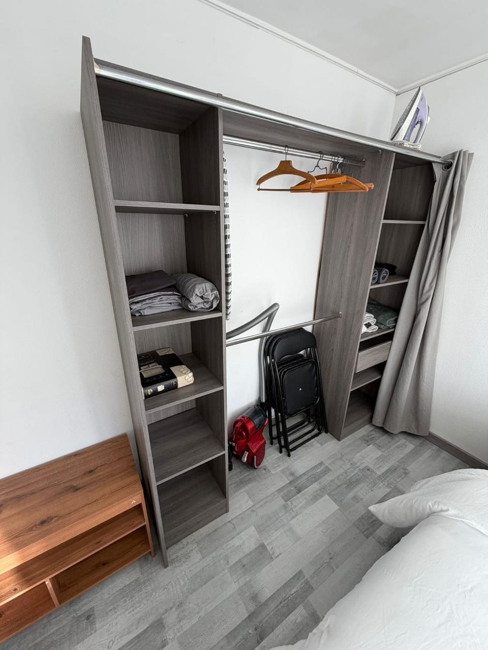 Bedroom, wardrobe