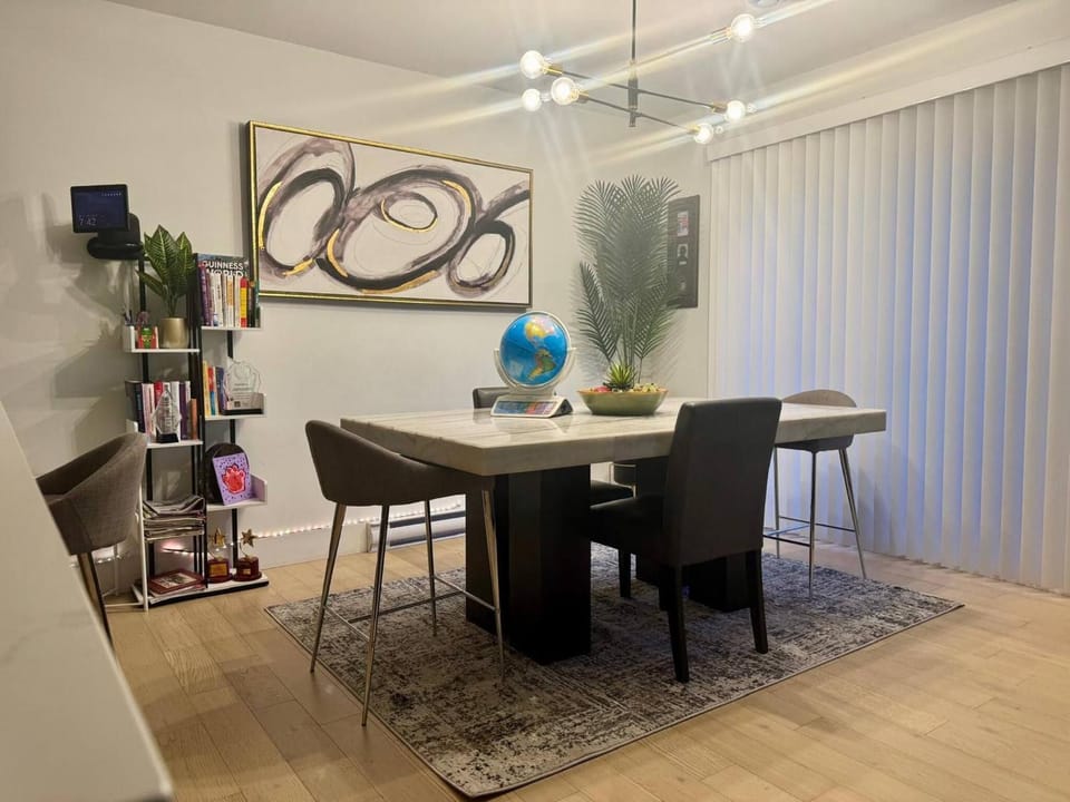 Decorative detail, Dining area