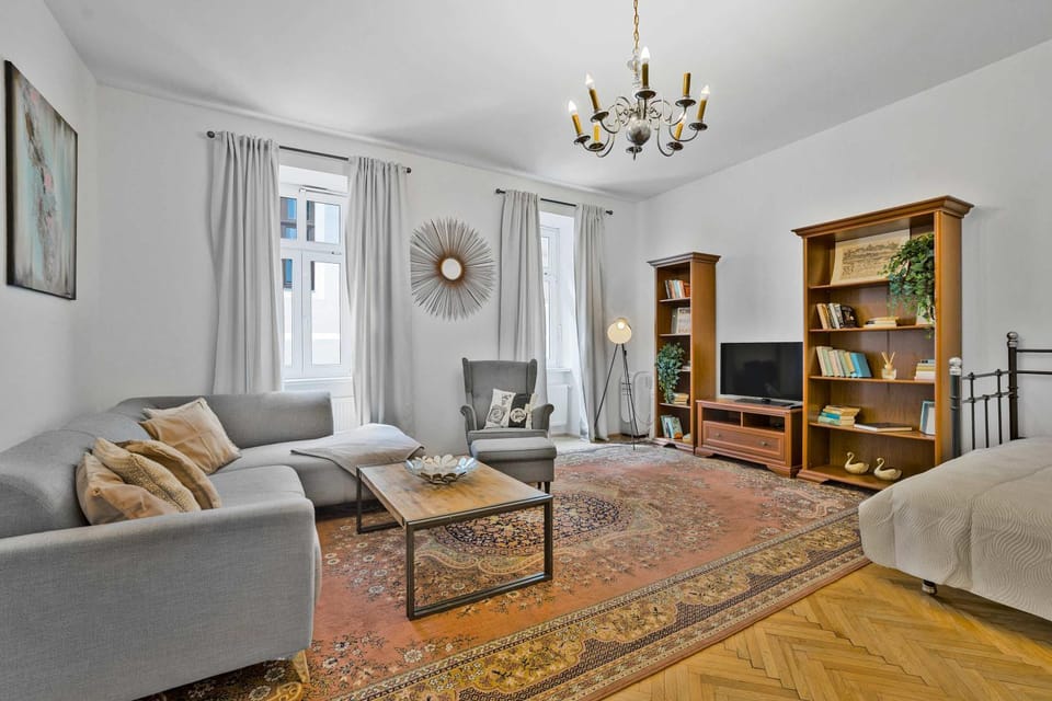 Library, Living room, Seating area