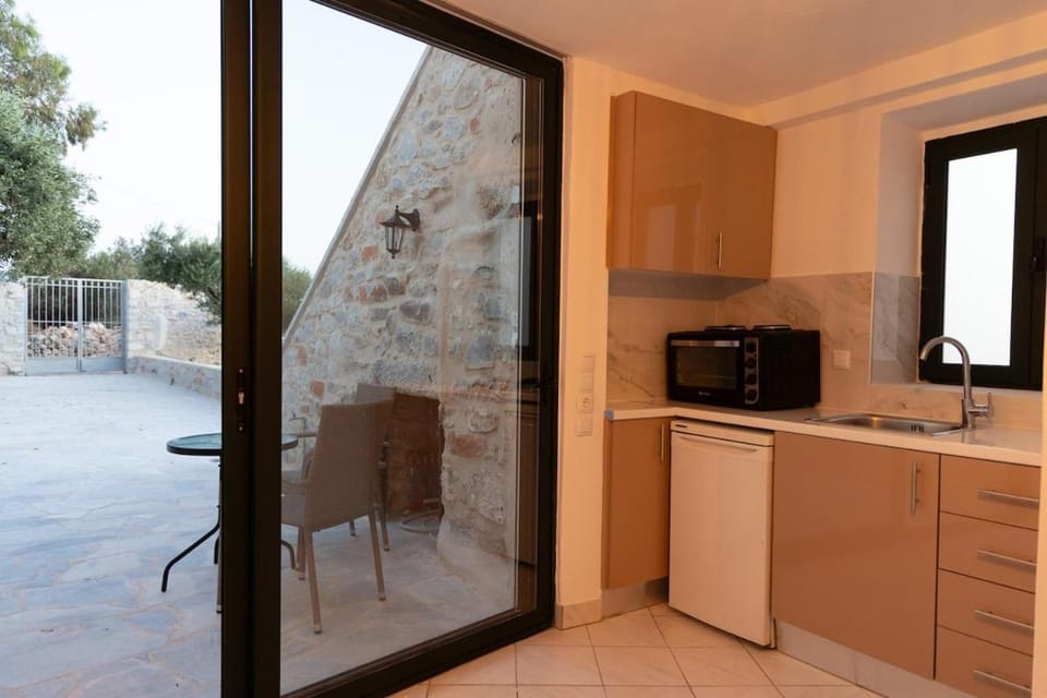 Mani Tsopakas Residences Avli studio Apartment in Peloponnese Region