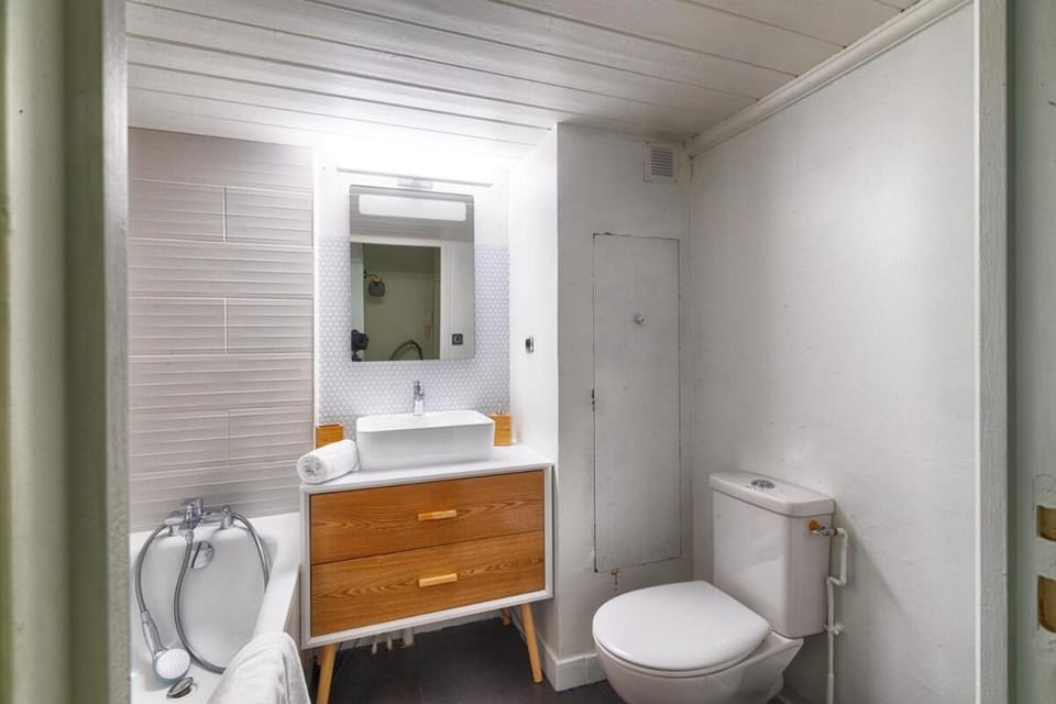 WeHost - ARBRE SEC - LB Apartment in Villeurbanne