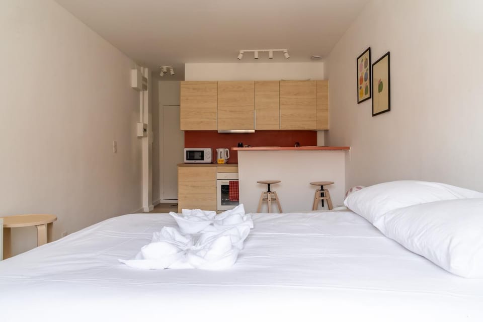 Studio Vieux Nice refait à neuf - Climatisation Apartment in Nice
