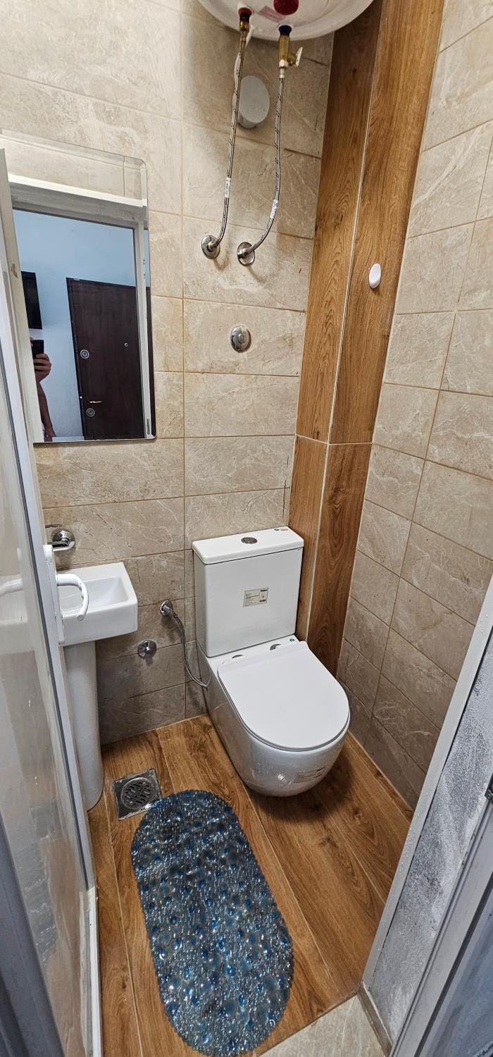 Rooms & apartments Anna Bed and Breakfast in Dobrota