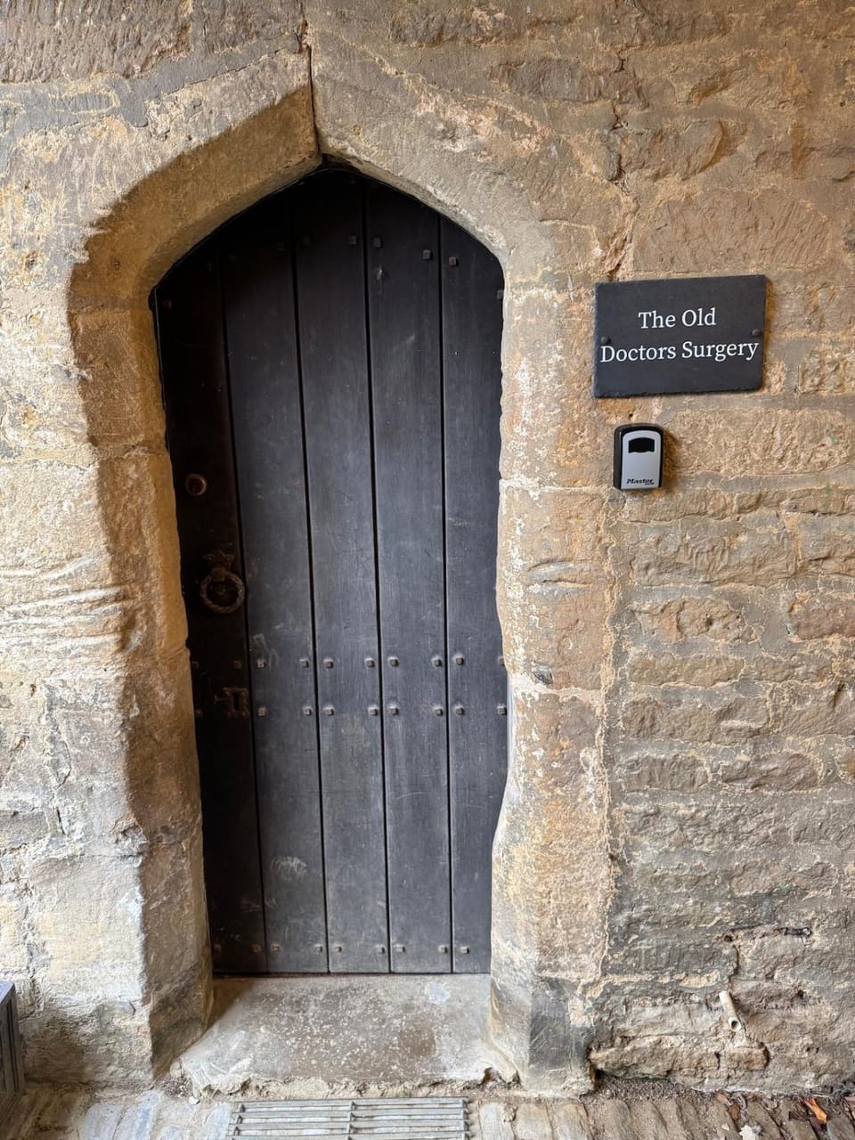 The Old Doctors Surgery Apartment in Chipping Campden