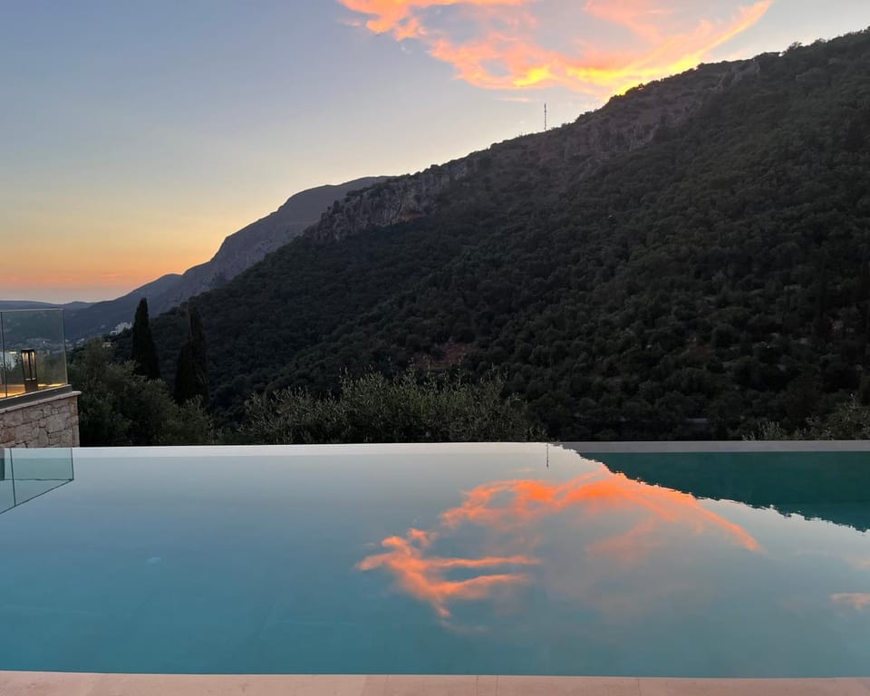 Natural landscape, Mountain view, Pool view, Swimming pool, Swimming pool, Sunset