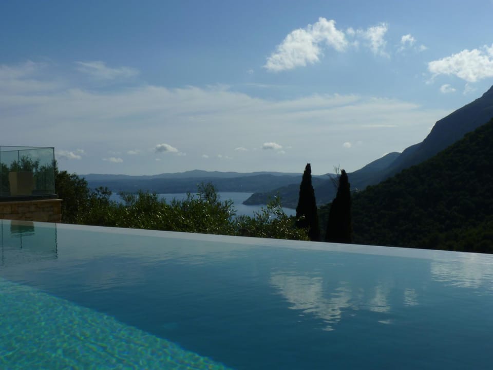 Natural landscape, View (from property/room), City view, Landmark view, Mountain view, Pool view, Sea view, Swimming pool, Swimming pool