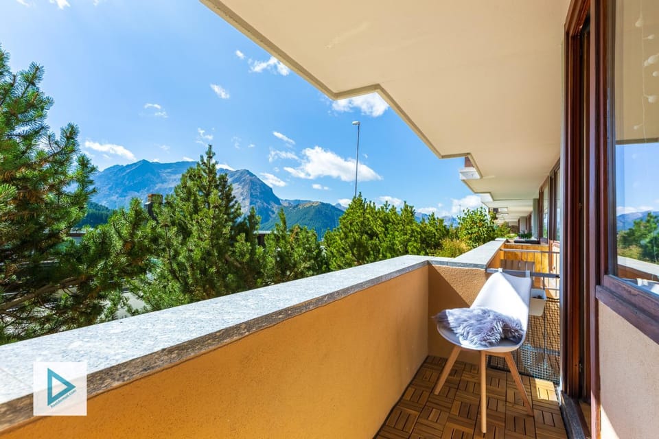 Hostdomus - Quadrifoglio Suite Apartment in Sestriere