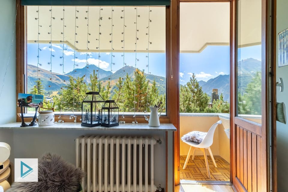 Hostdomus - Quadrifoglio Suite Apartment in Sestriere