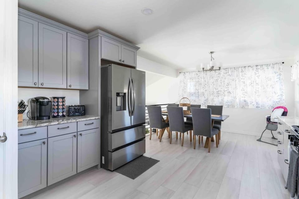 Foothills & Chill House in Farmington