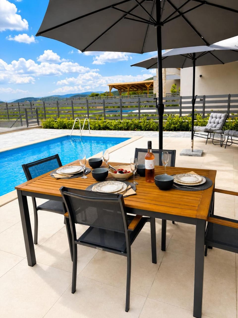 Day, Garden, Dining area, Swimming pool, sunbed