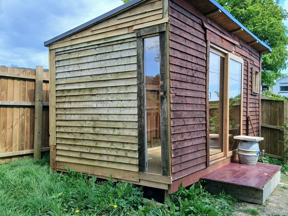 Sea View Glamping Apartment in Burry Port