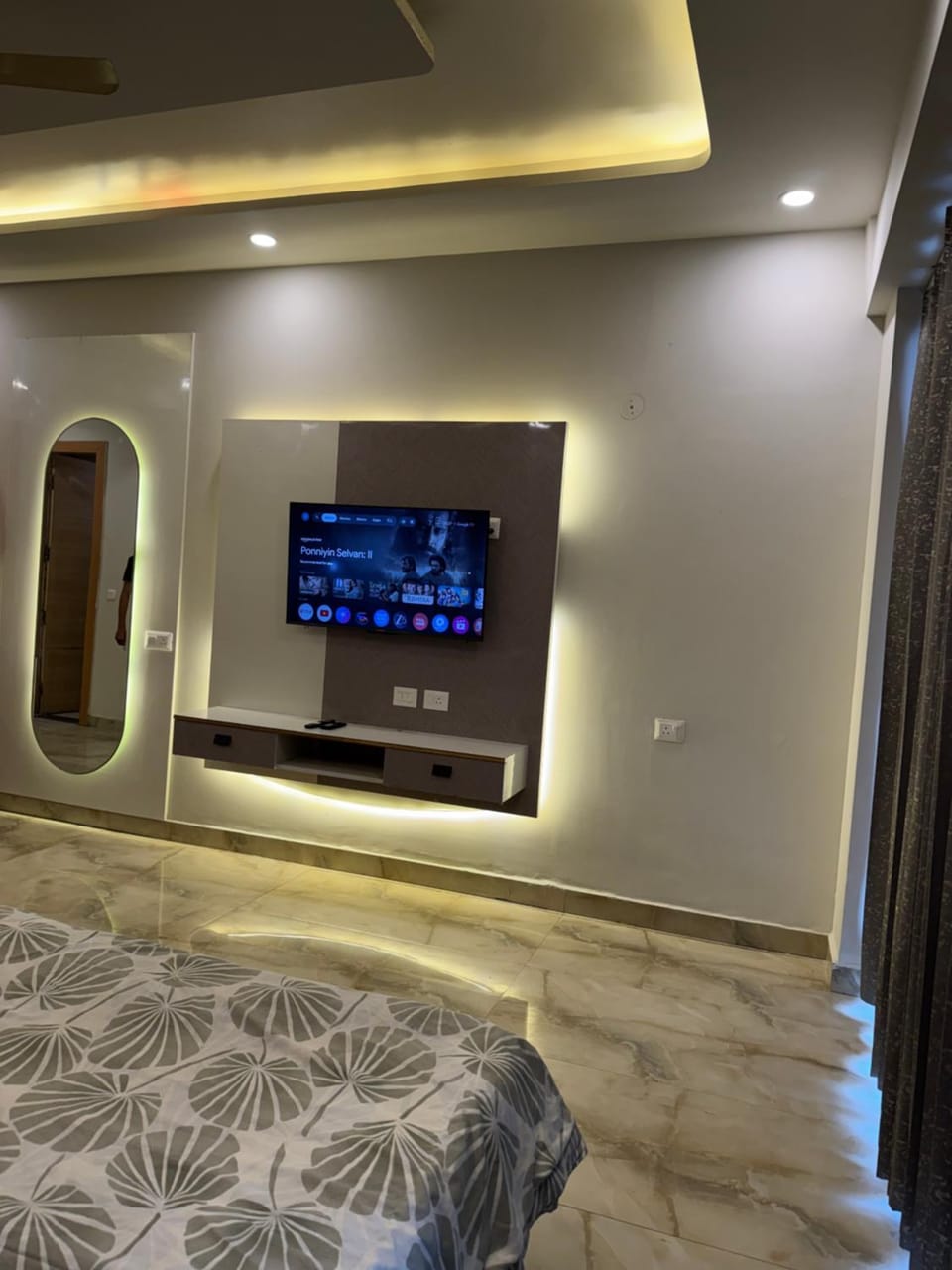 Gcc Stayss Apartment in Noida
