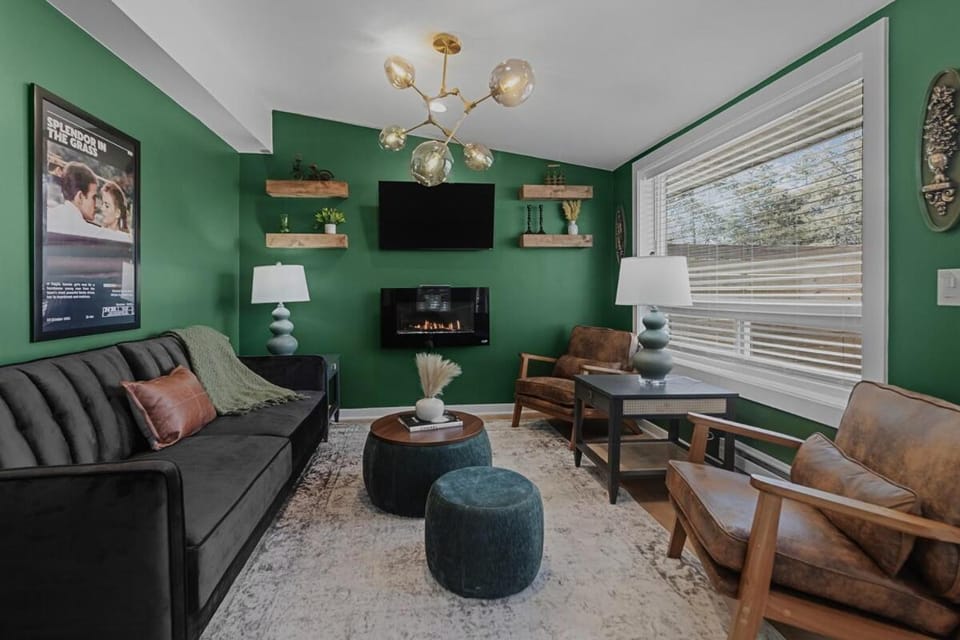 The American Hotel Suite 6 Steps to beach Apartment in Williams Bay