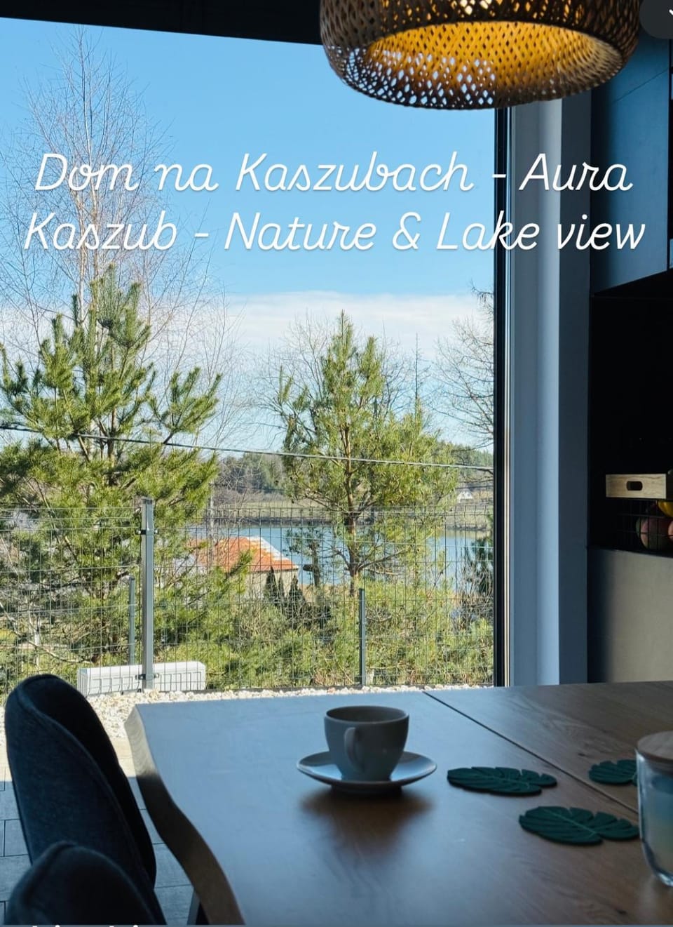 Dining area, Lake view