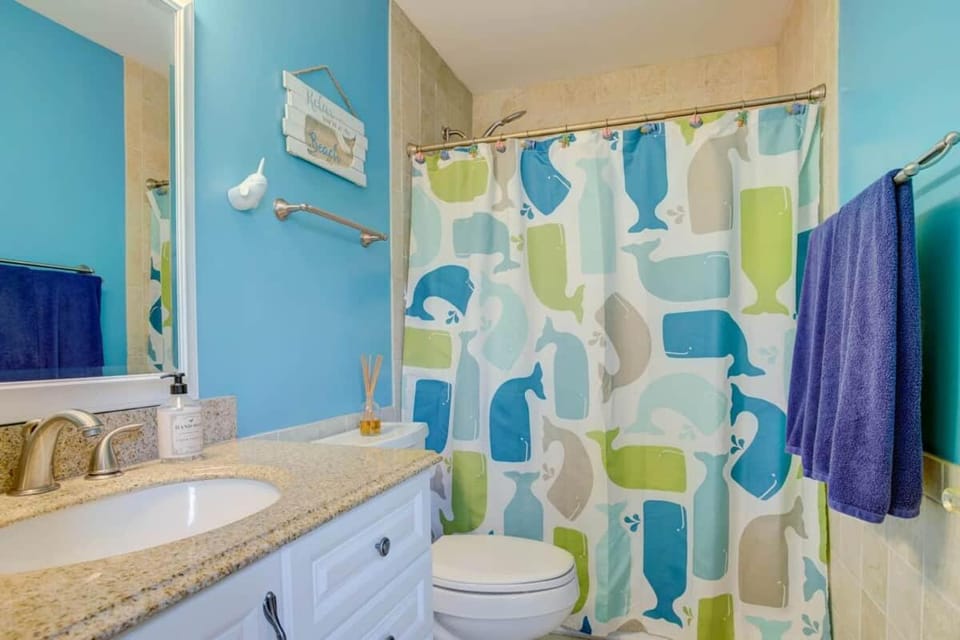 Stunning Amenities, Walk to Beach, Dock Available Apartment in Ocean City